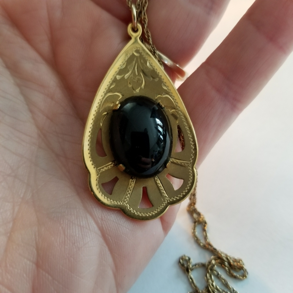 Relisted -Vintage Theda necklace in box onyx gold filled - Picture 7 of 12